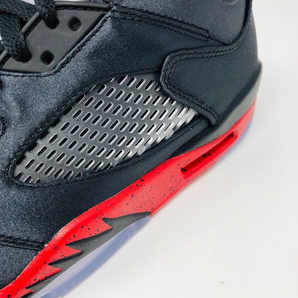 Jordan 5 Retro Satin Black - Picture 7 of 7